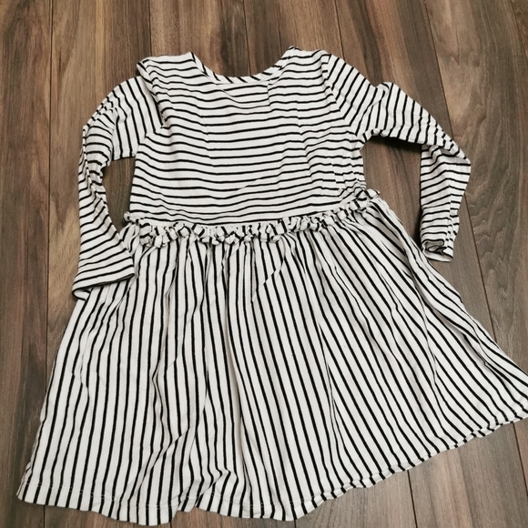 Joe Fresh long sleeves black and white stripe dress - Picture 6 of 7